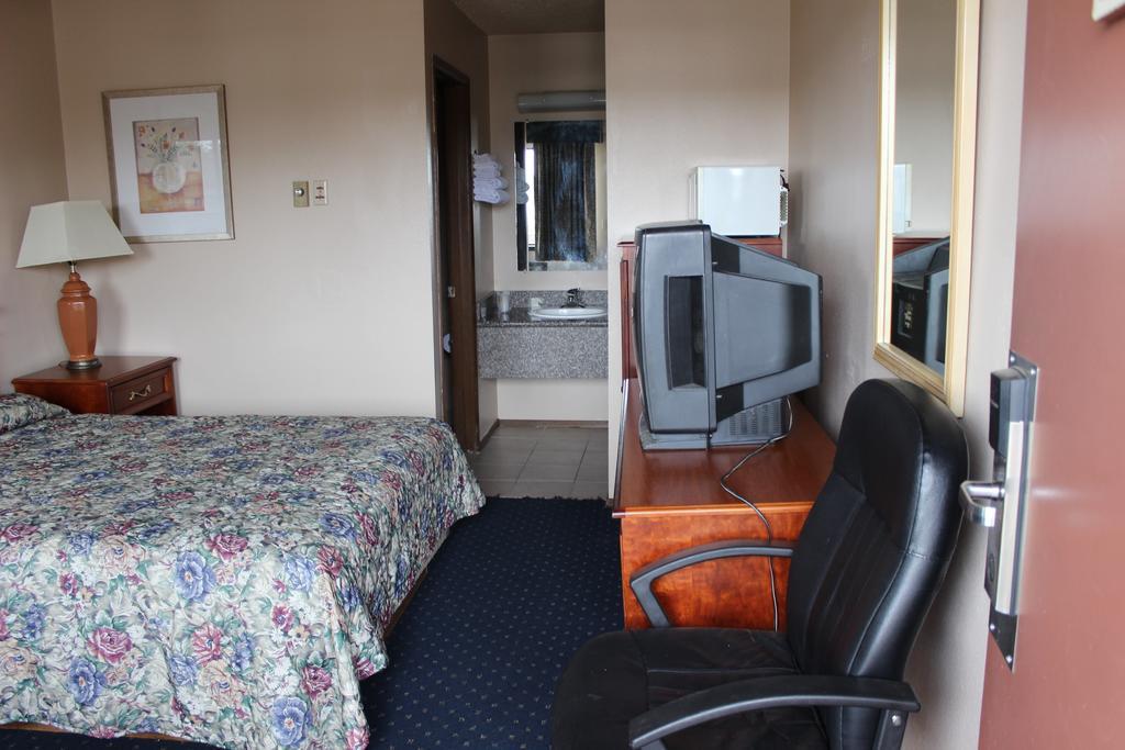 Kings Motor Inn ไฟฟ์ ห้อง รูปภาพ