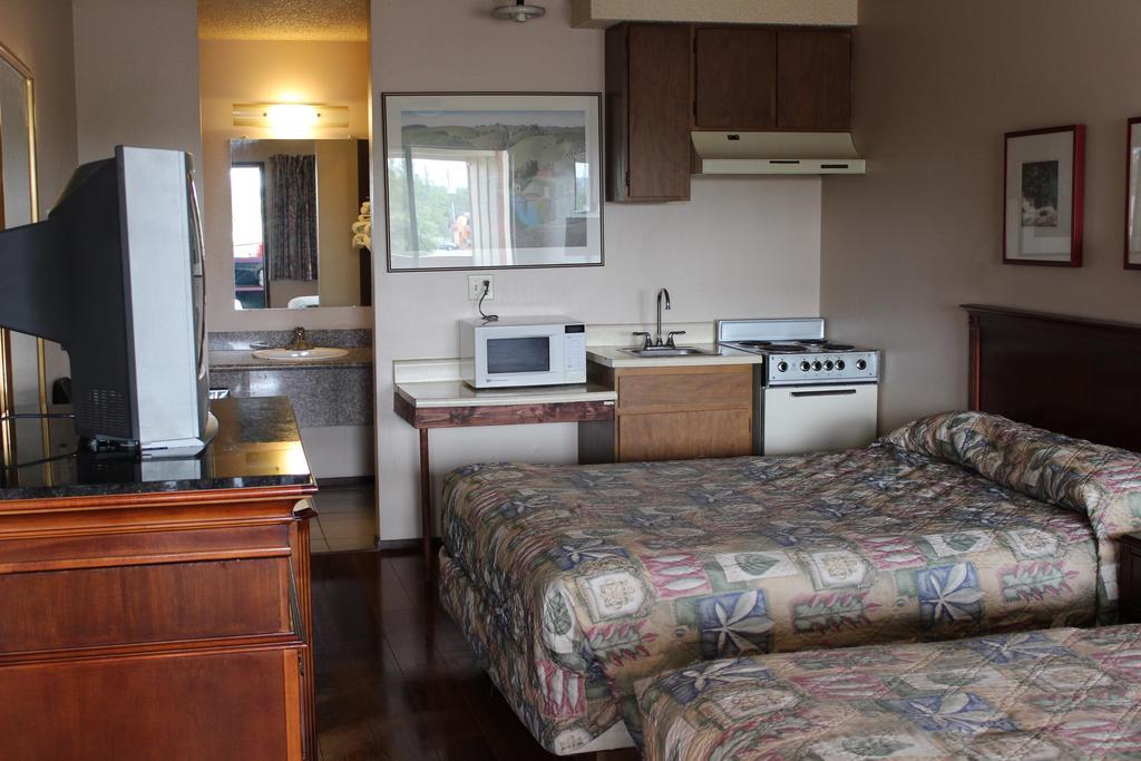 Kings Motor Inn ไฟฟ์ ห้อง รูปภาพ